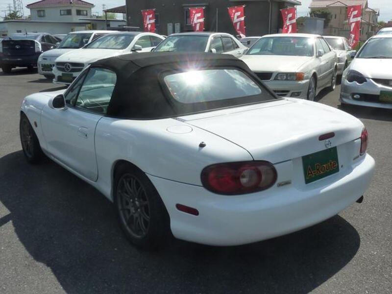 ROADSTER