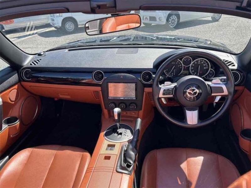 ROADSTER