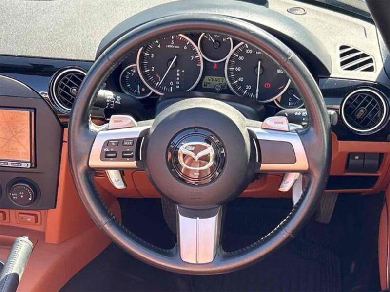ROADSTER