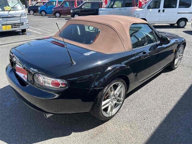 ROADSTER