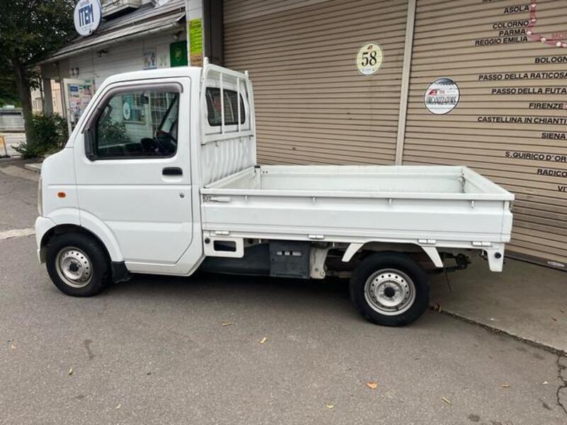 CARRY TRUCK