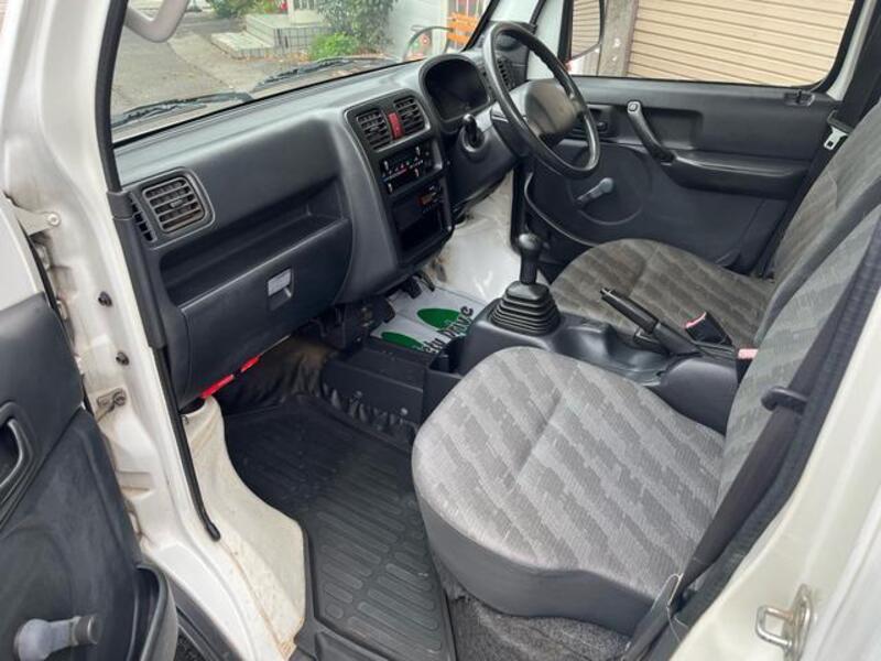 CARRY TRUCK