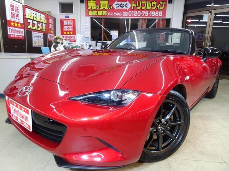 ROADSTER-0