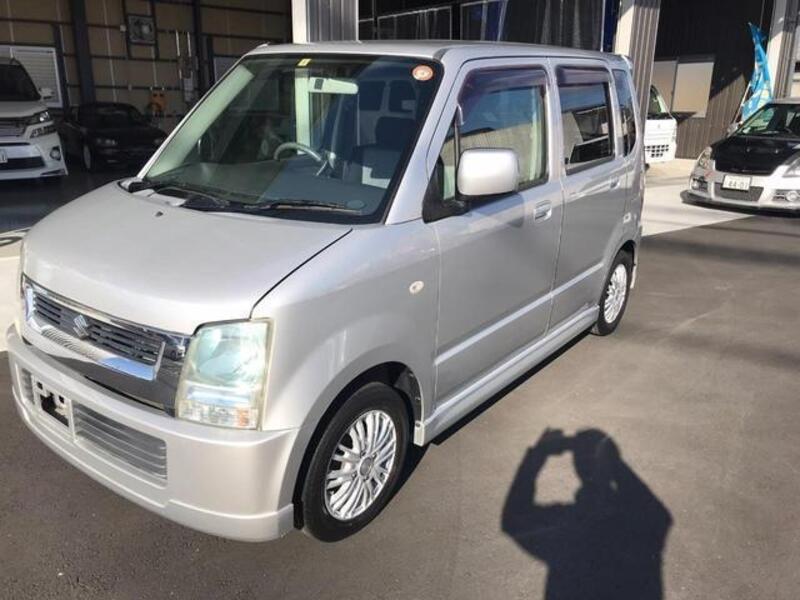 WAGON R