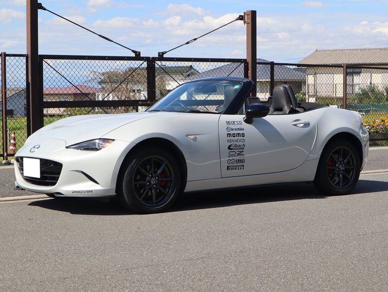 ROADSTER