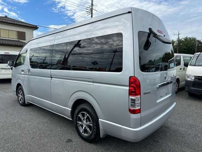 HIACE
