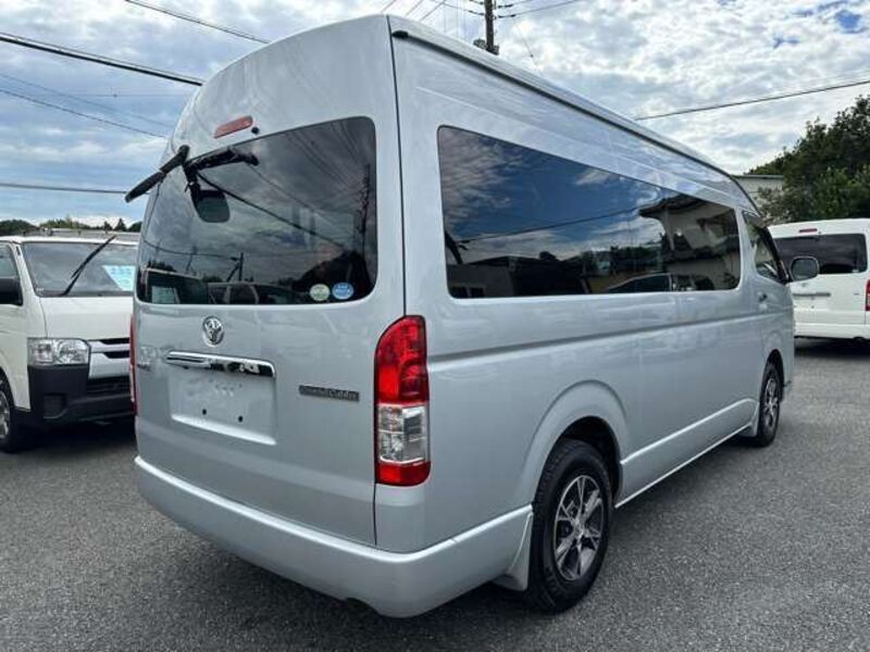 HIACE