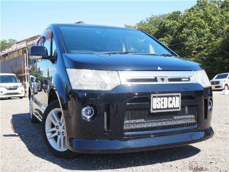 MITSUBISHI DELICA D5