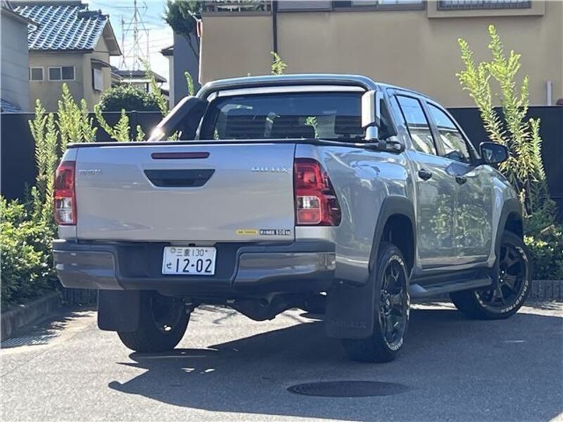 HILUX
