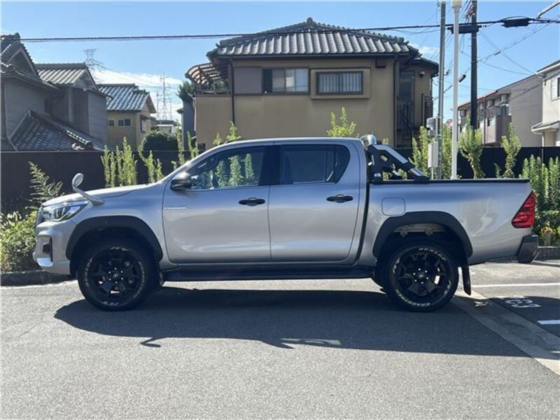 HILUX