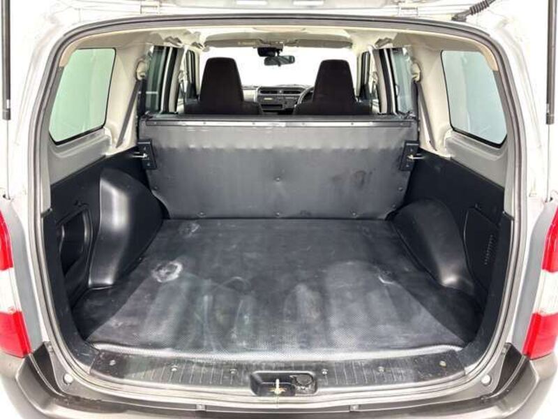SUCCEED VAN