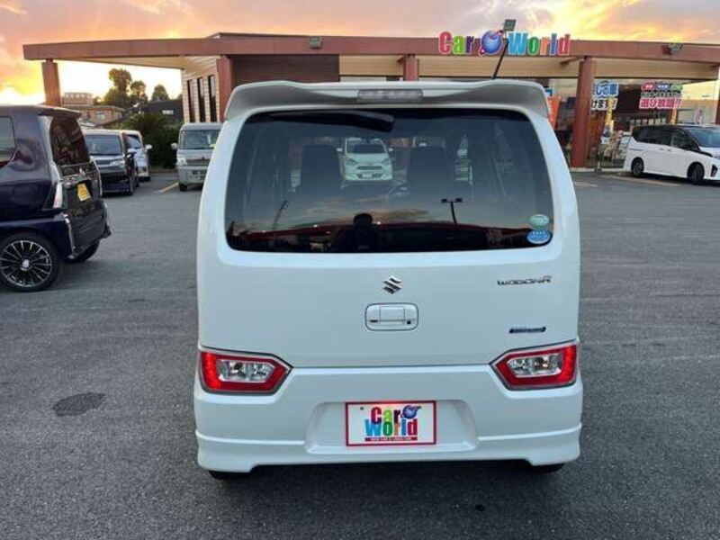 WAGON R
