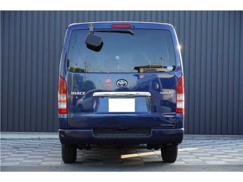 HIACE VAN