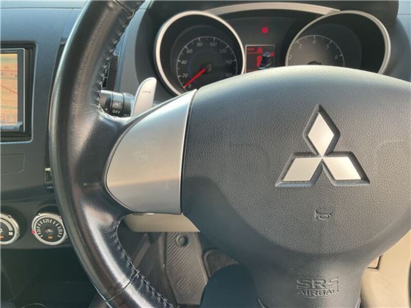 OUTLANDER