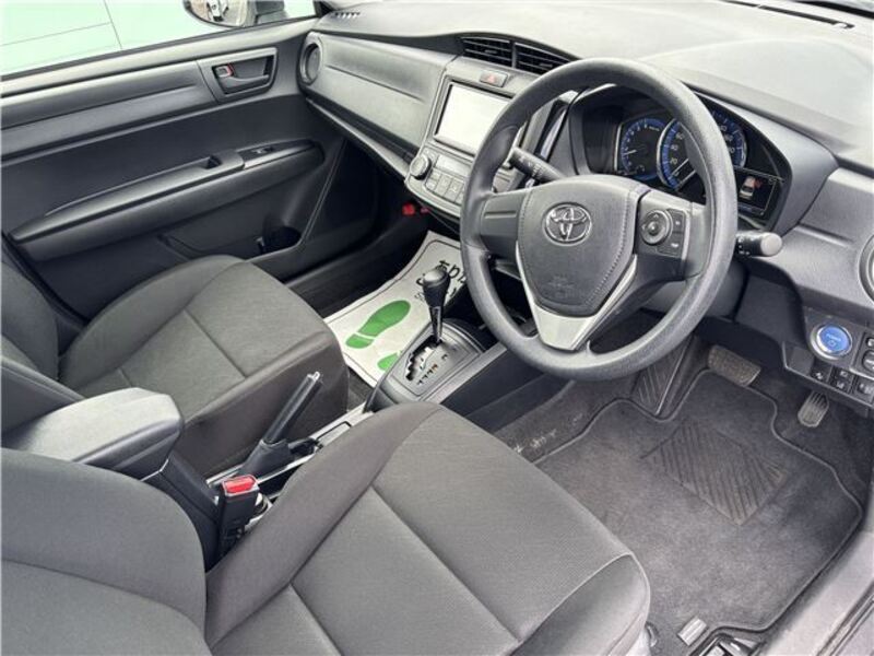COROLLA AXIO
