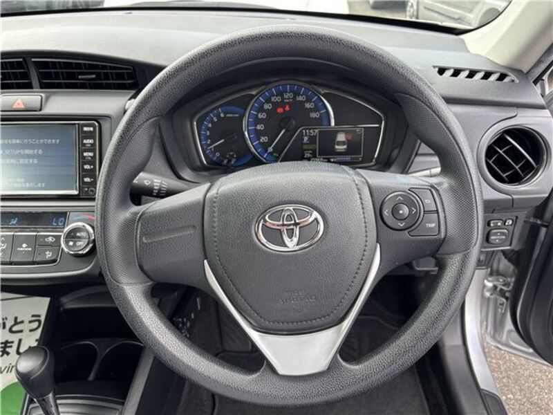 COROLLA AXIO