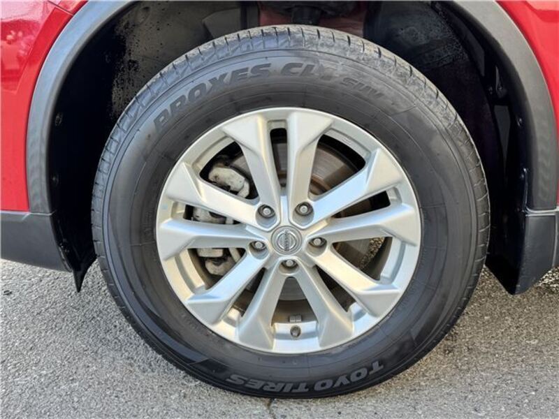 X-TRAIL