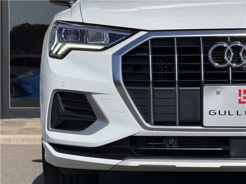 Q3
