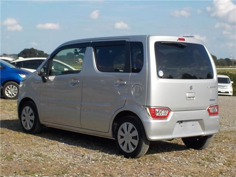WAGON R