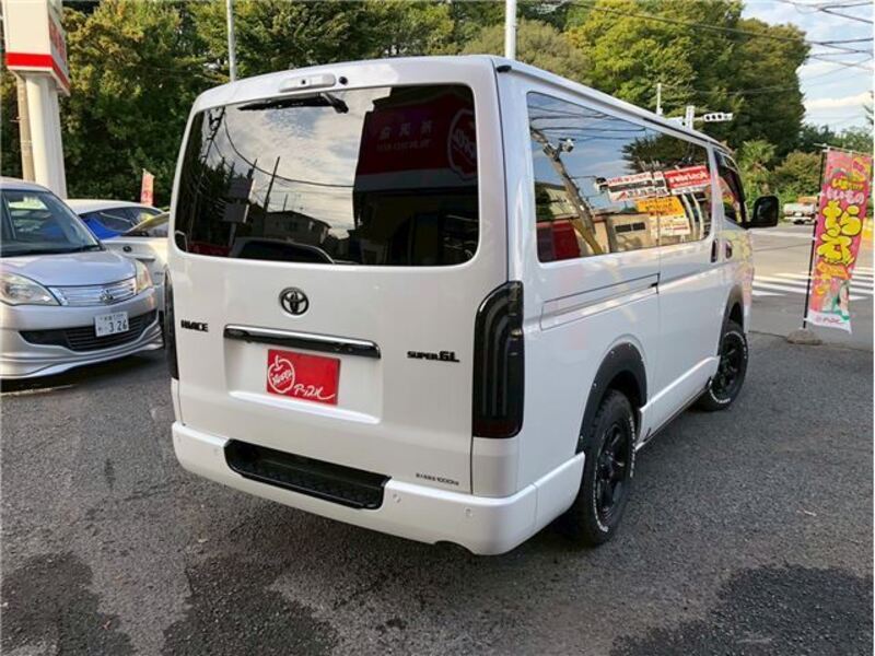 HIACE VAN