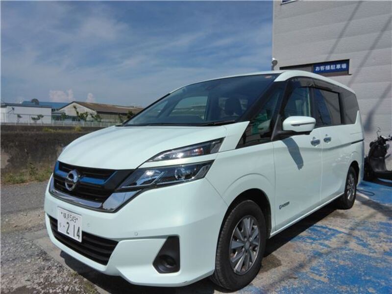 NISSAN SERENA