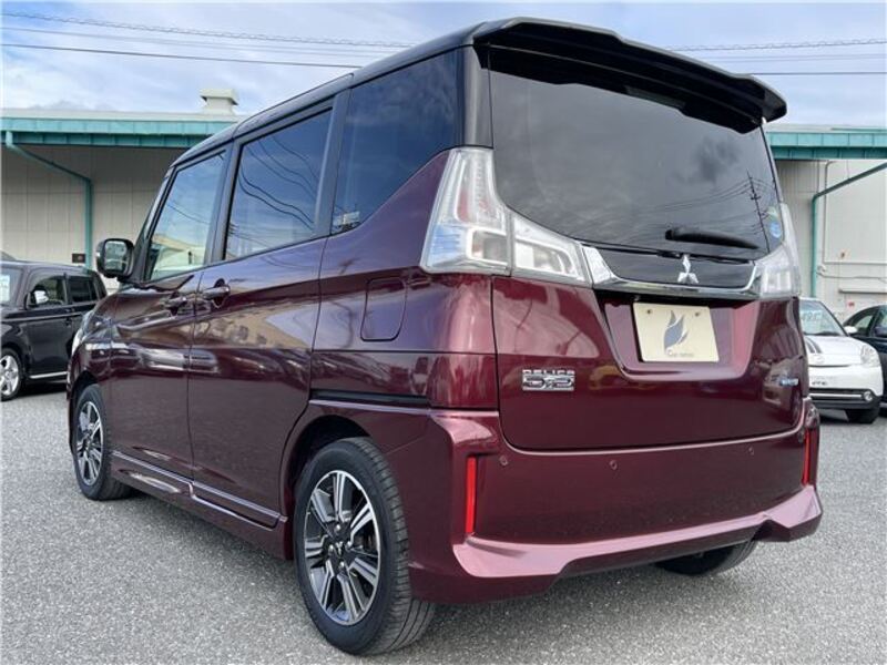 DELICA D2