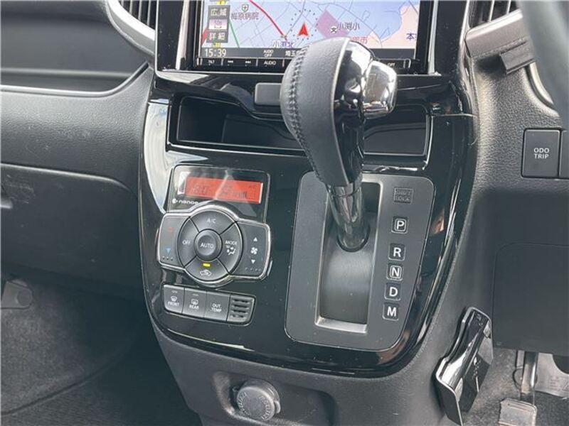 DELICA D2