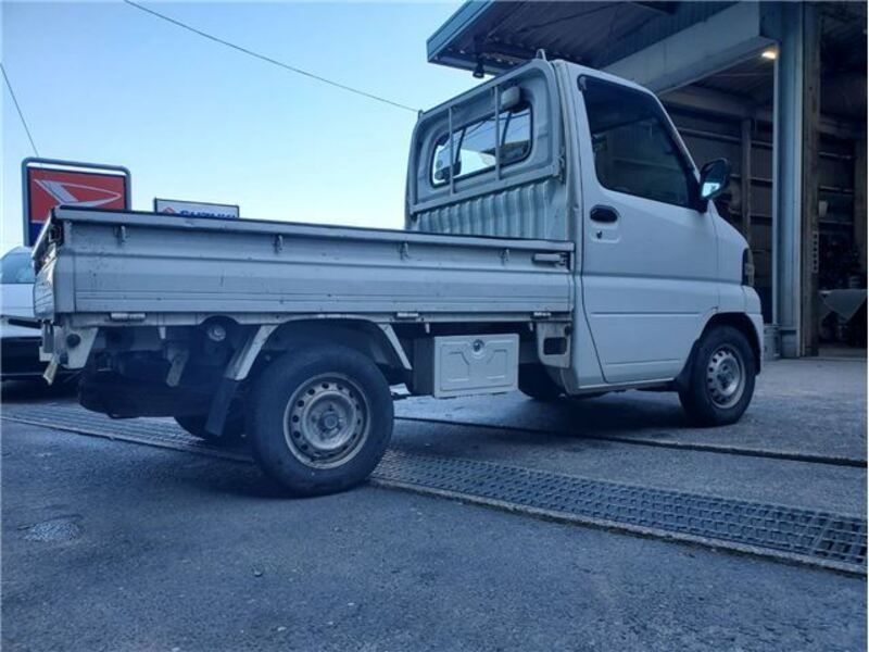CLIPPER TRUCK