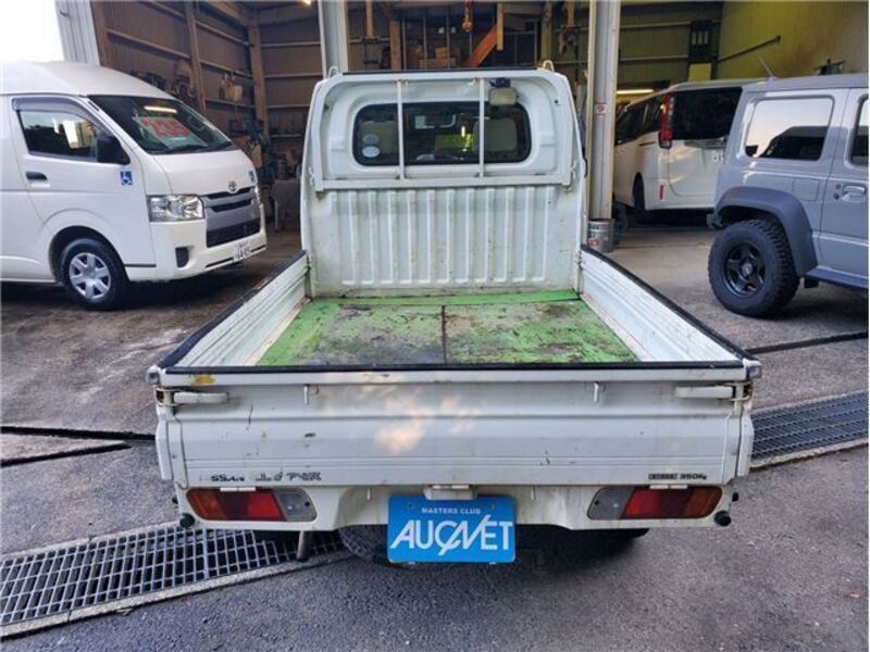 CLIPPER TRUCK