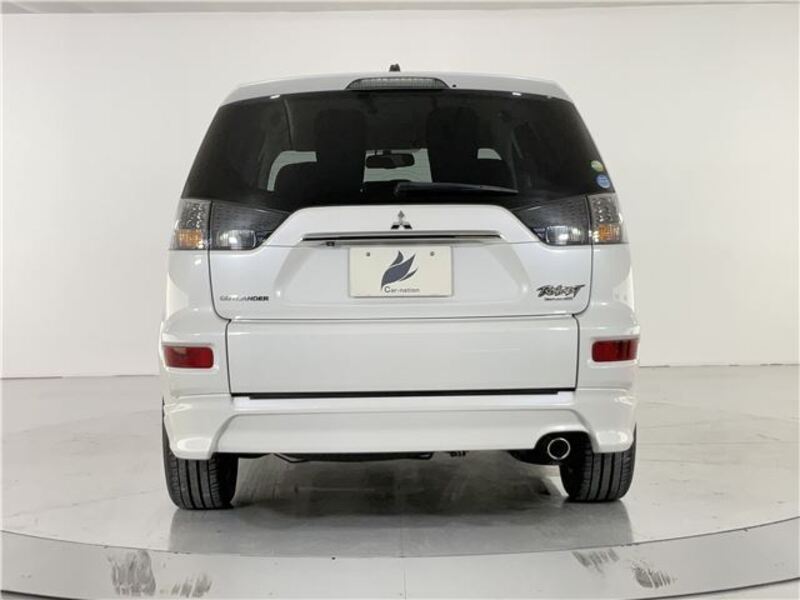 OUTLANDER