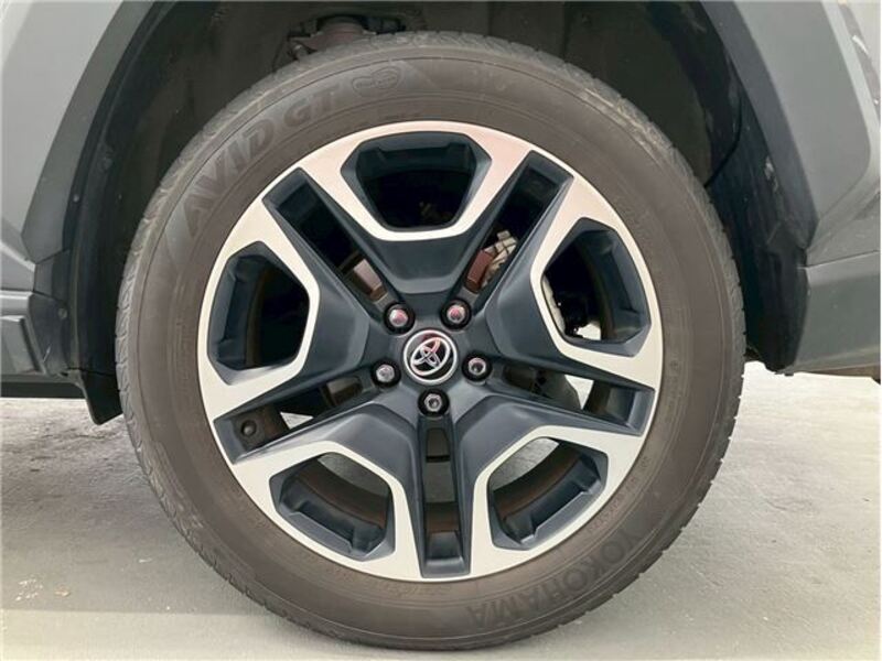 RAV4