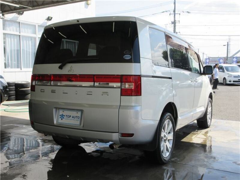 DELICA D5