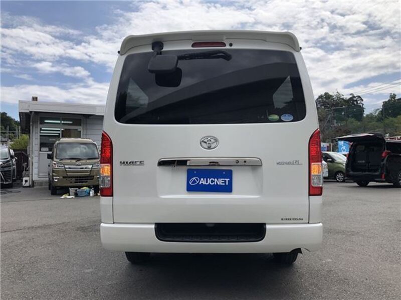 HIACE VAN
