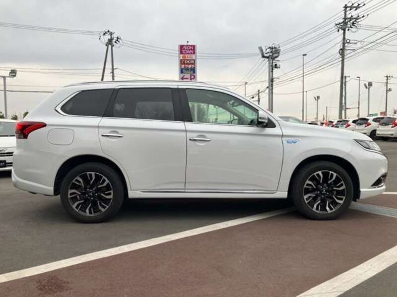 OUTLANDER PHEV