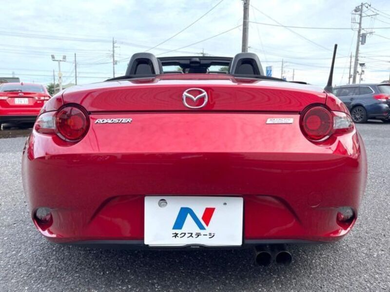 ROADSTER
