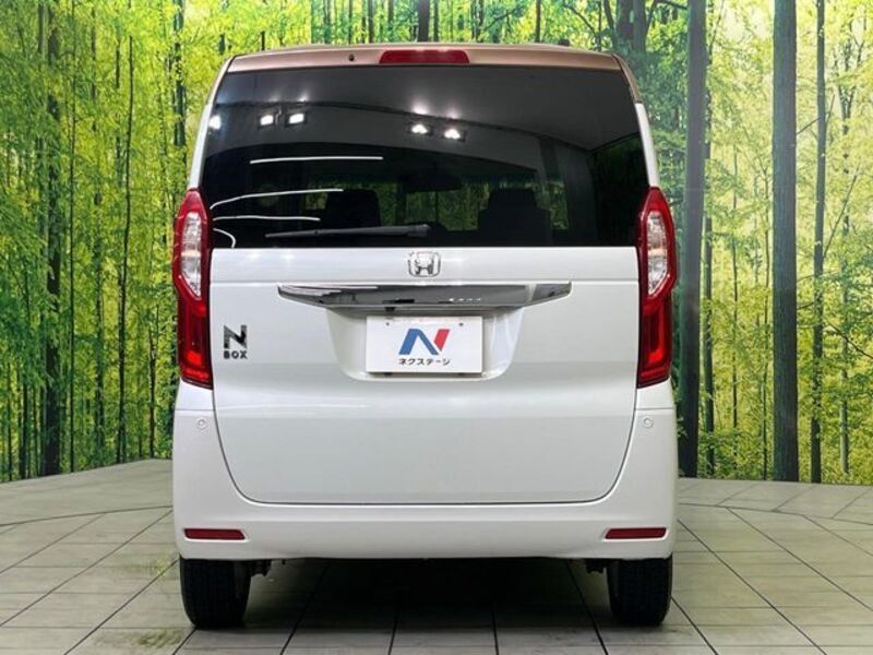 N BOX