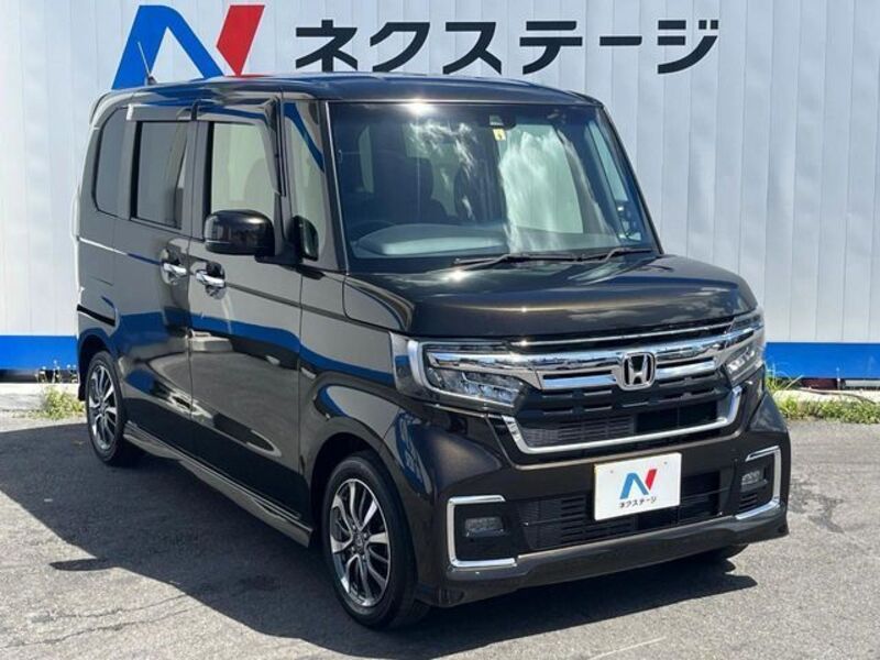 N BOX CUSTOM