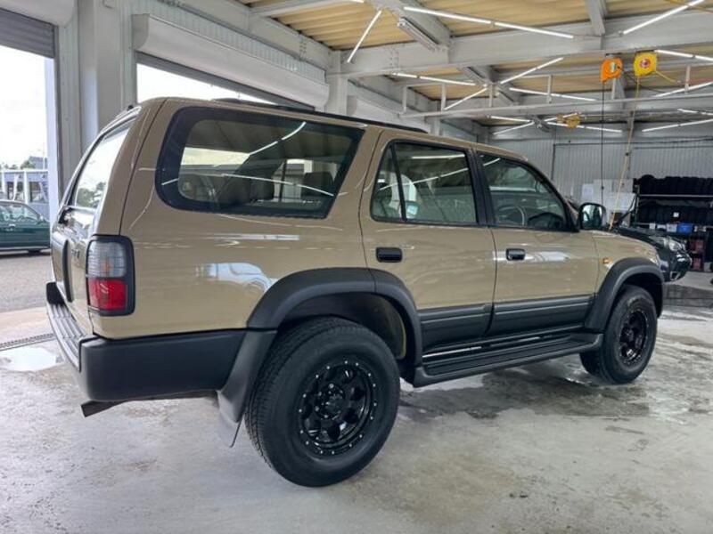 HILUX SURF
