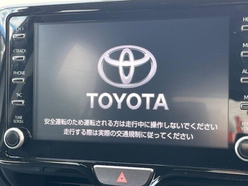 YARIS CROSS