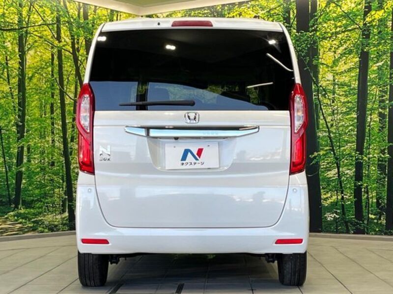 N BOX