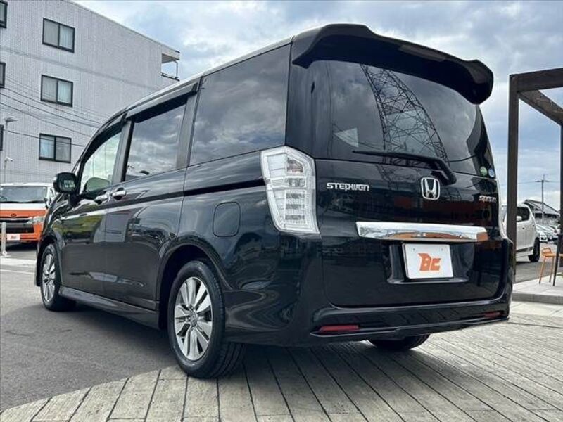 STEPWAGON SPADA