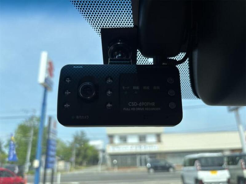 LAND CRUISER