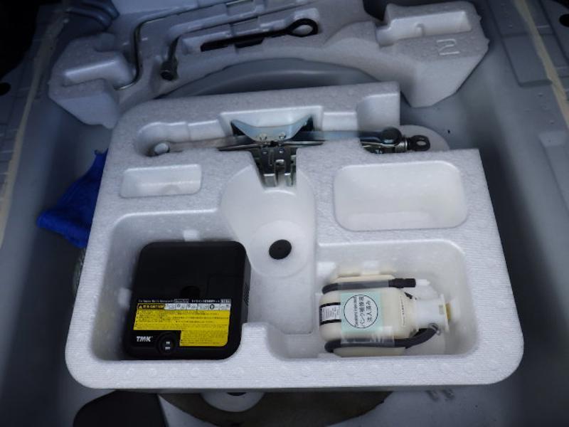 COROLLA AXIO