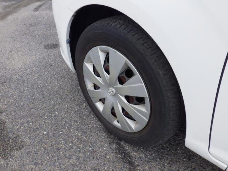 COROLLA AXIO