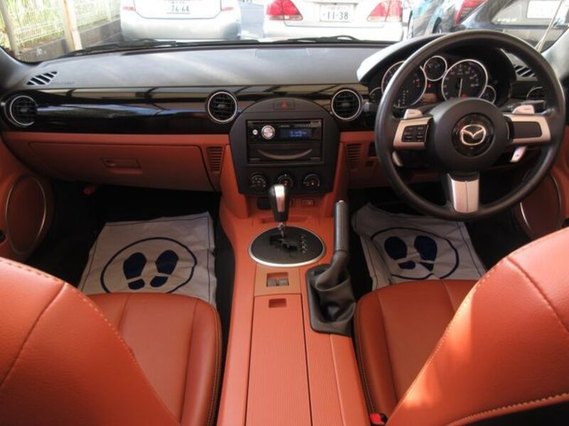 ROADSTER