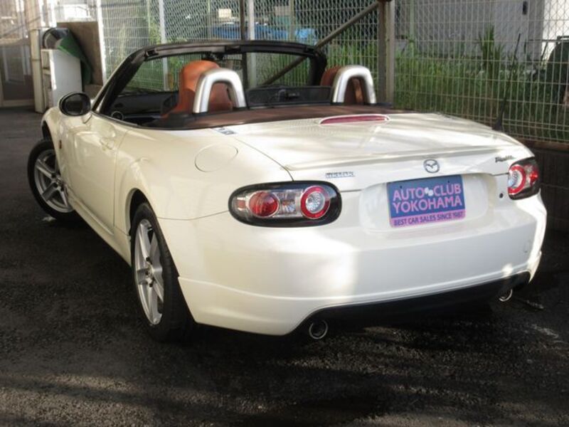 ROADSTER