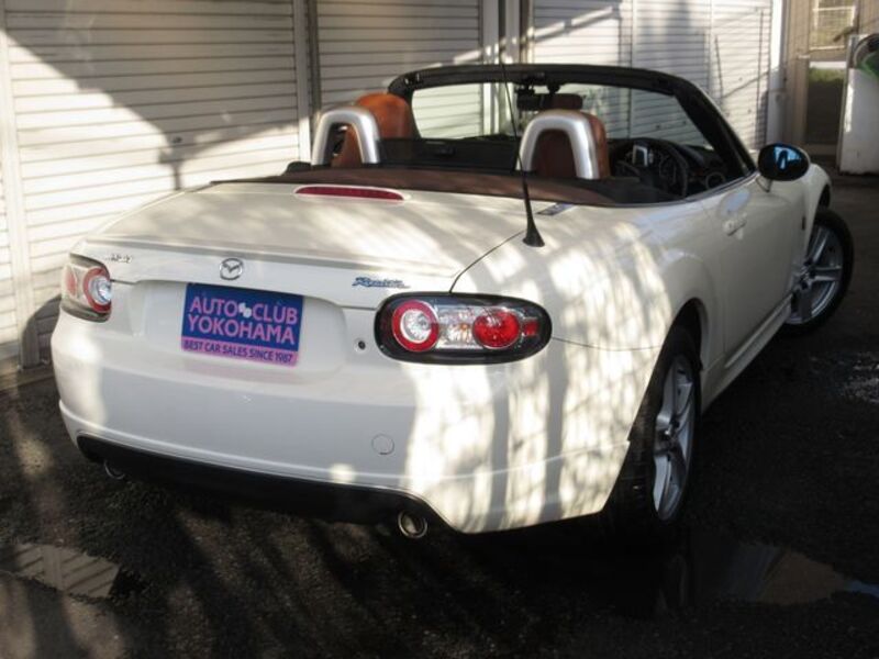 ROADSTER