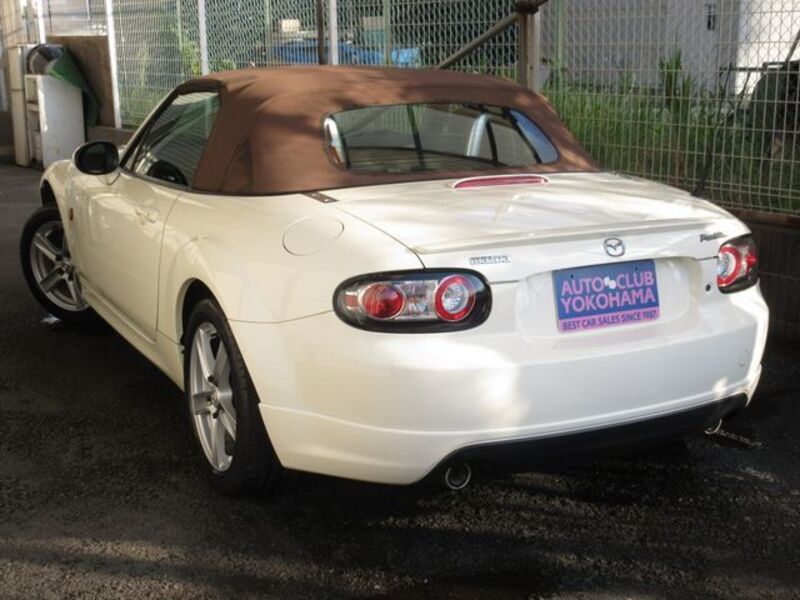 ROADSTER