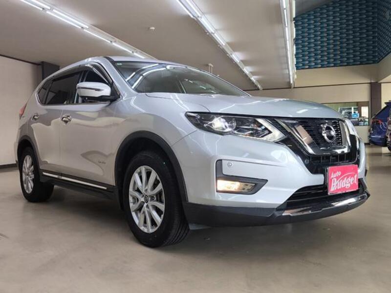 X-TRAIL