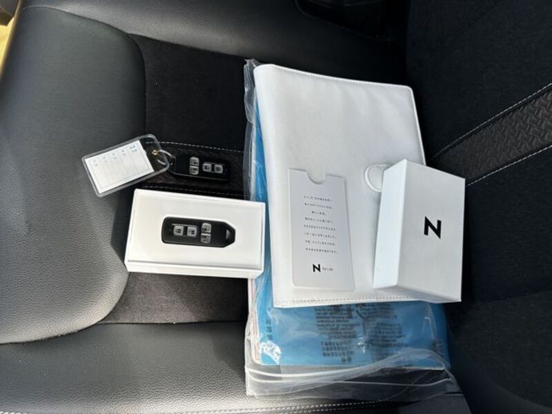 N BOX CUSTOM